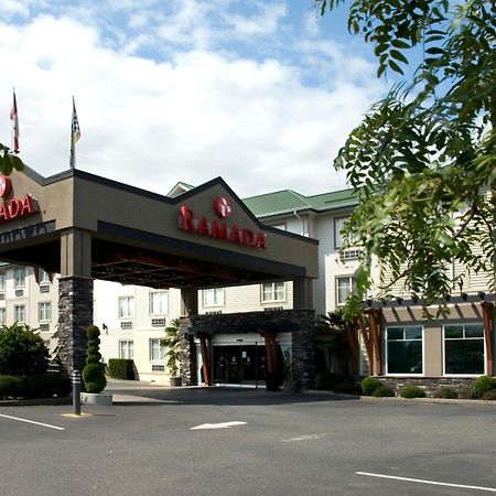 Ramada By Wyndham Surrey/Langley Hotel Kültér fotó