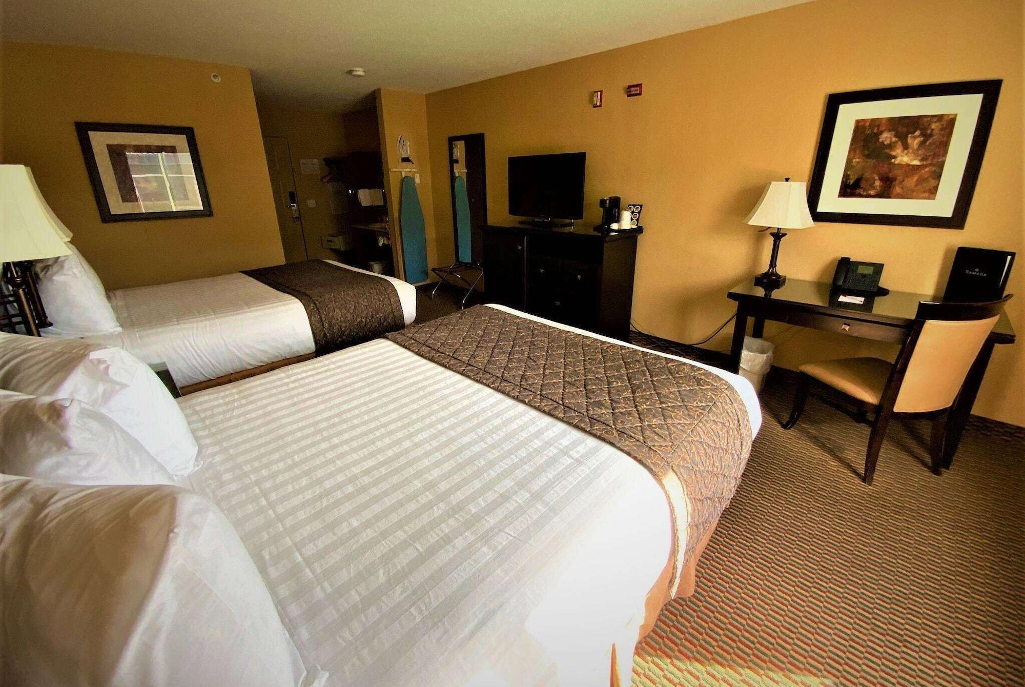 Ramada By Wyndham Surrey/Langley Hotel Kültér fotó