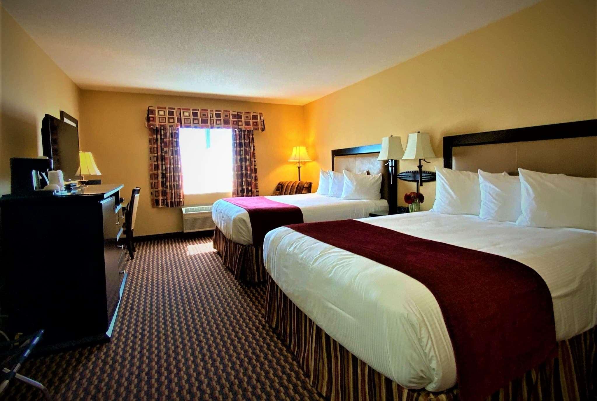 Ramada By Wyndham Surrey/Langley Hotel Kültér fotó