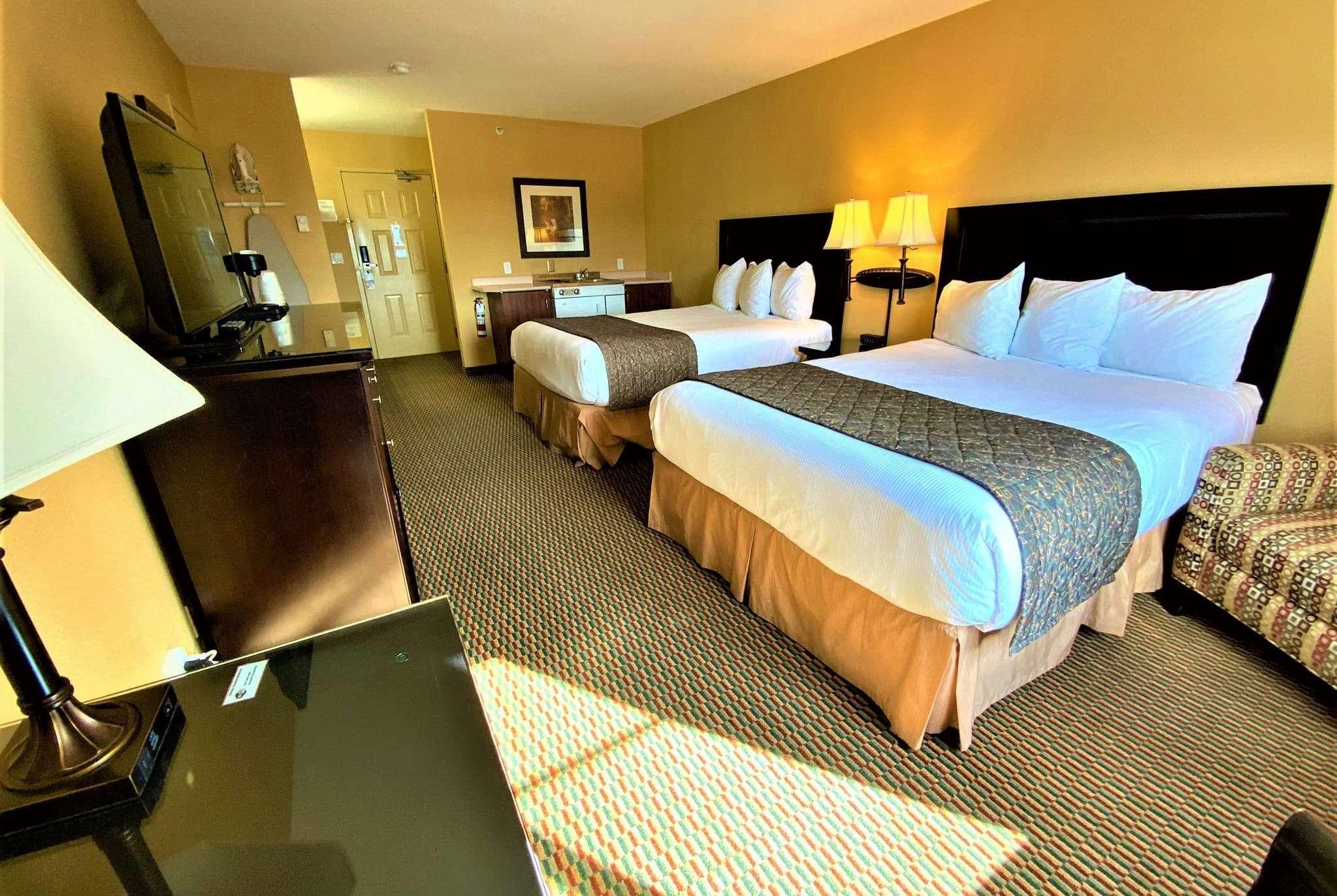 Ramada By Wyndham Surrey/Langley Hotel Kültér fotó