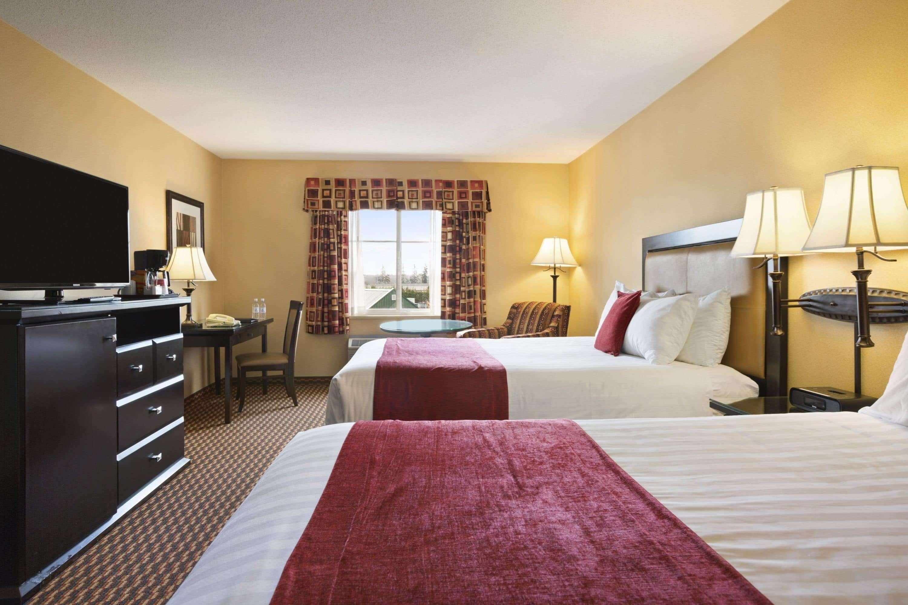 Ramada By Wyndham Surrey/Langley Hotel Kültér fotó