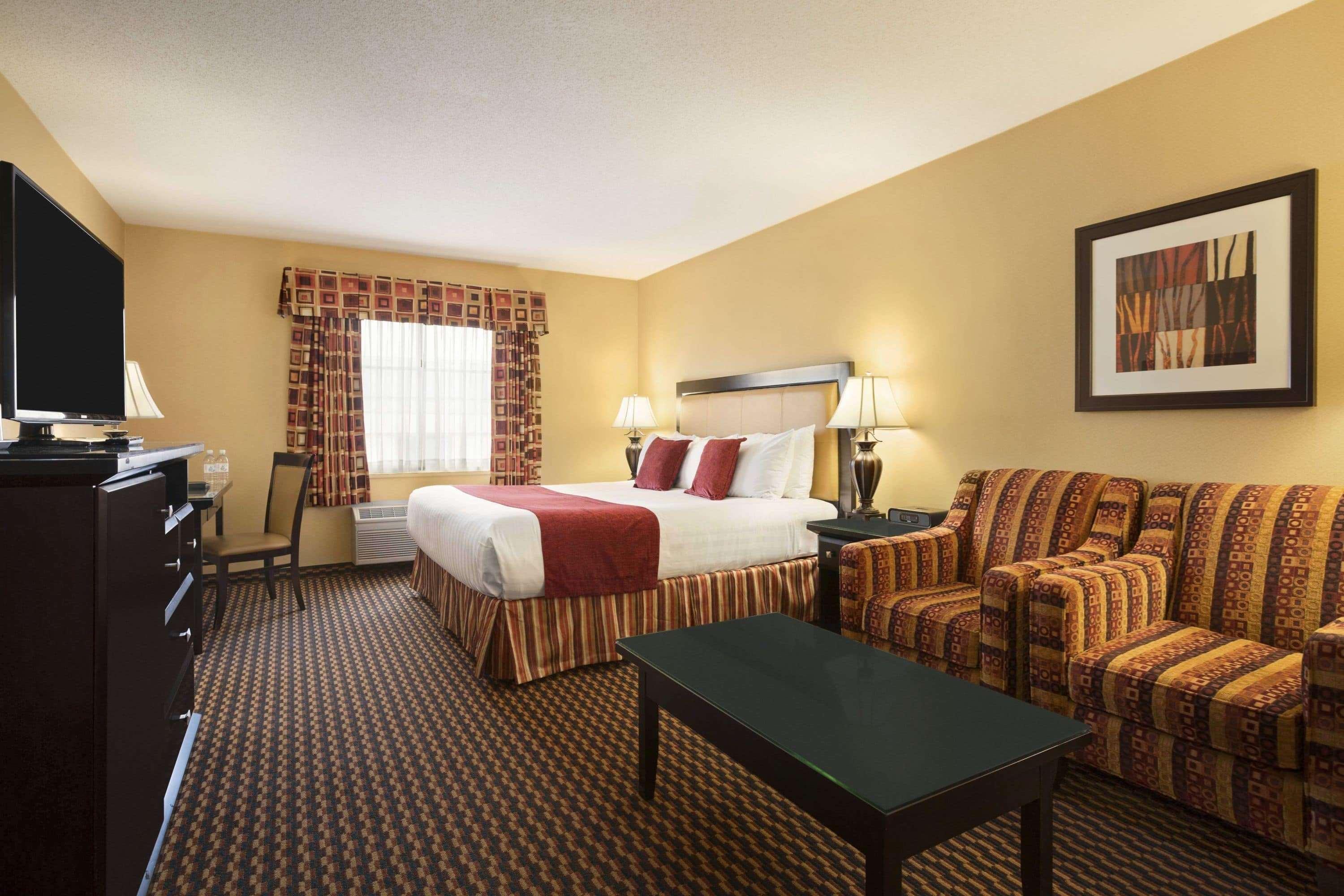 Ramada By Wyndham Surrey/Langley Hotel Kültér fotó